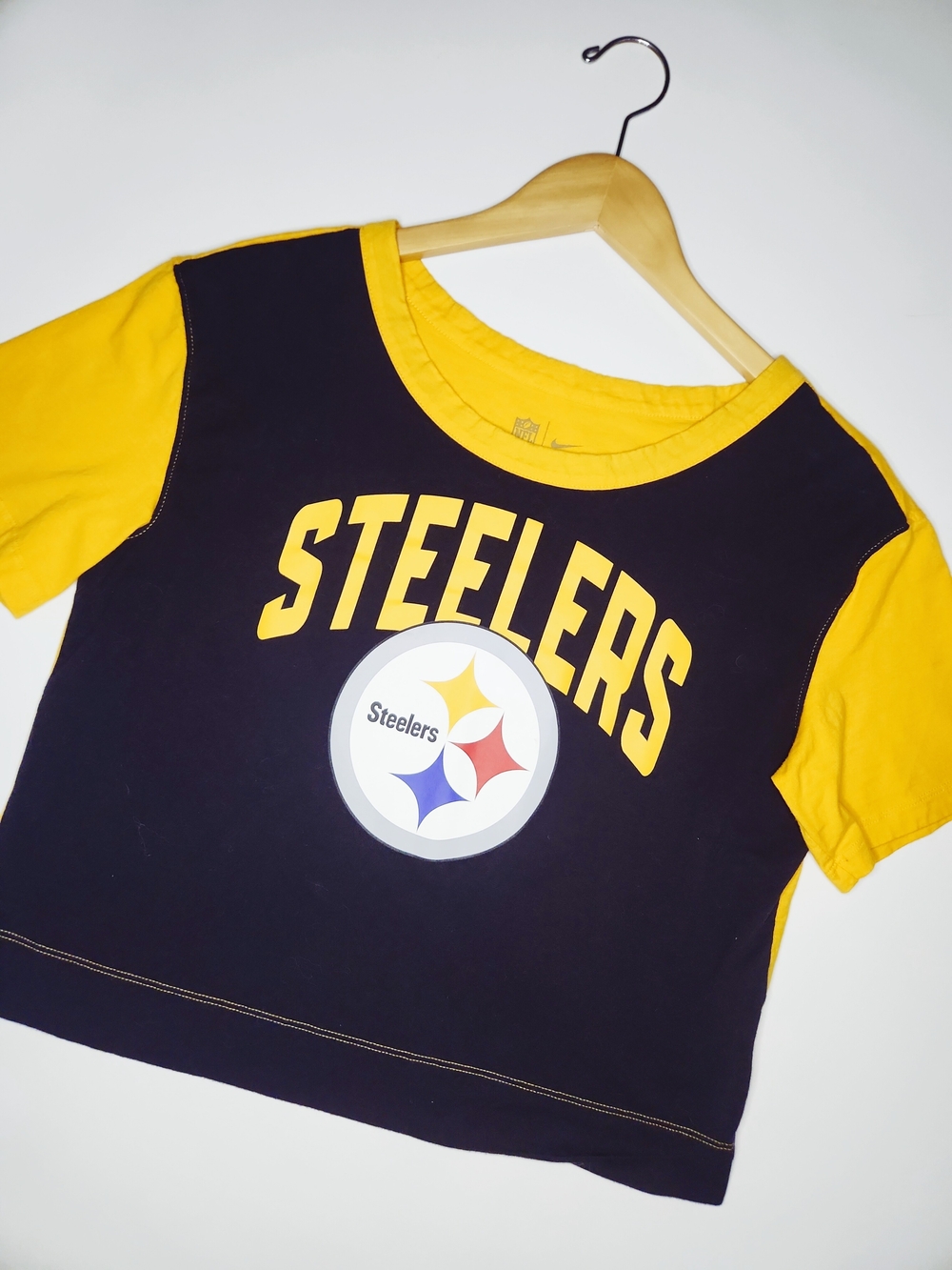 Nike NFL Steelers Cropped Color Block Tee Size Small